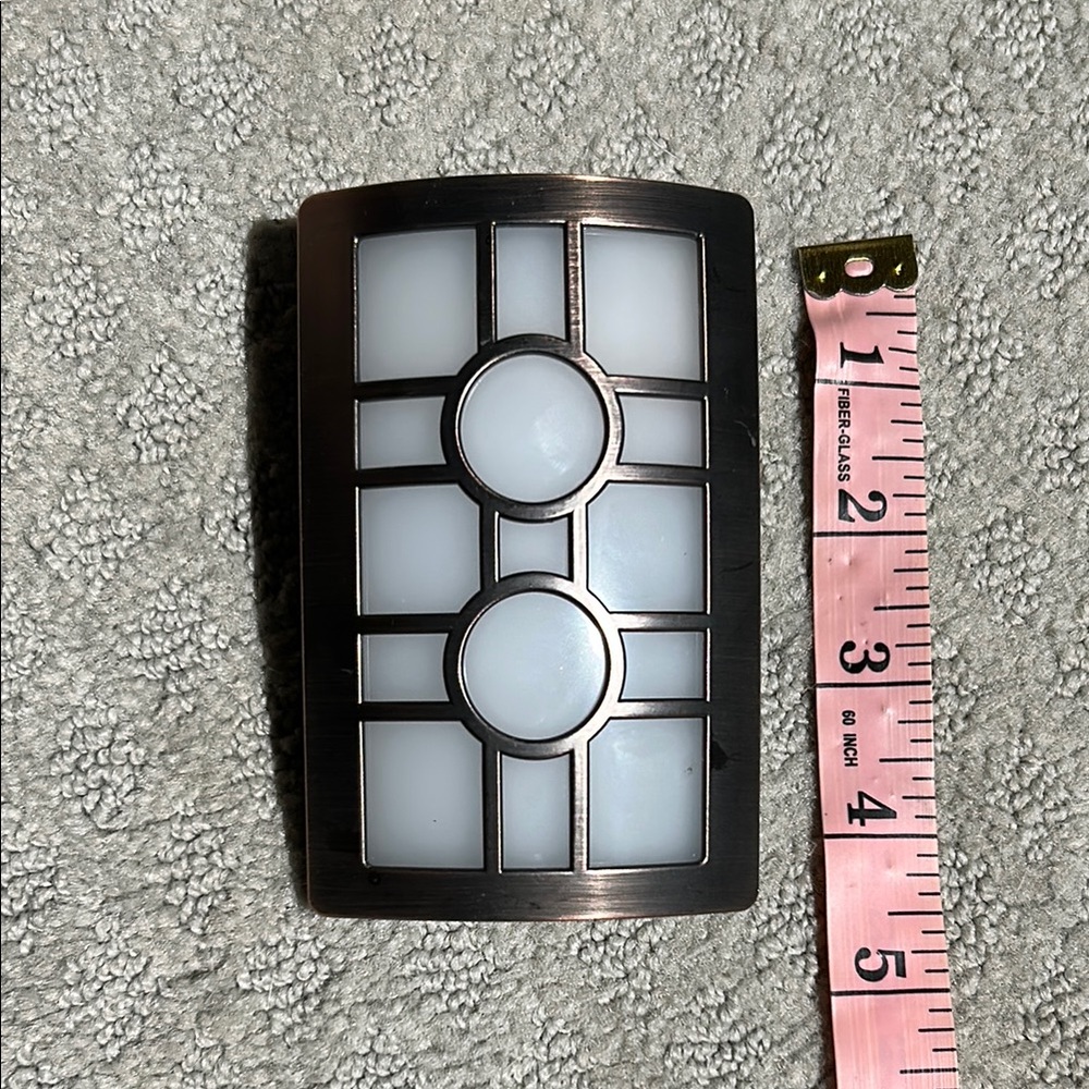 GE CoverLite LED Plug-In Night Light, Dusk to Dawn, Bronze Outlet Cover - Picture 3 of 10
